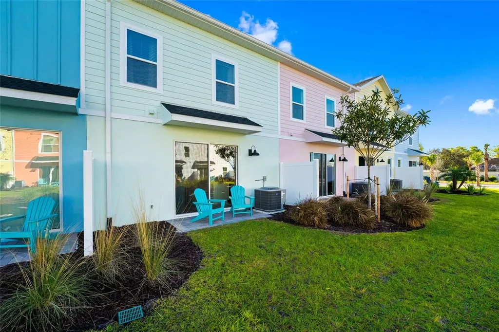 8205 Surf Street Kissimmee FL 34747