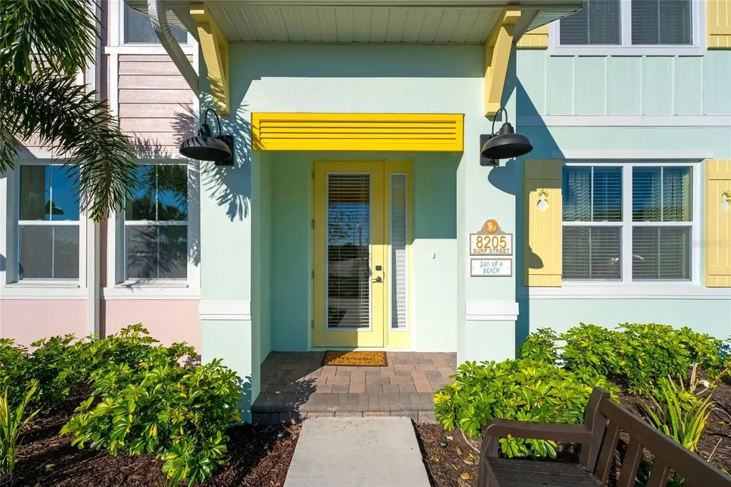 8205 Surf Street Kissimmee FL 34747