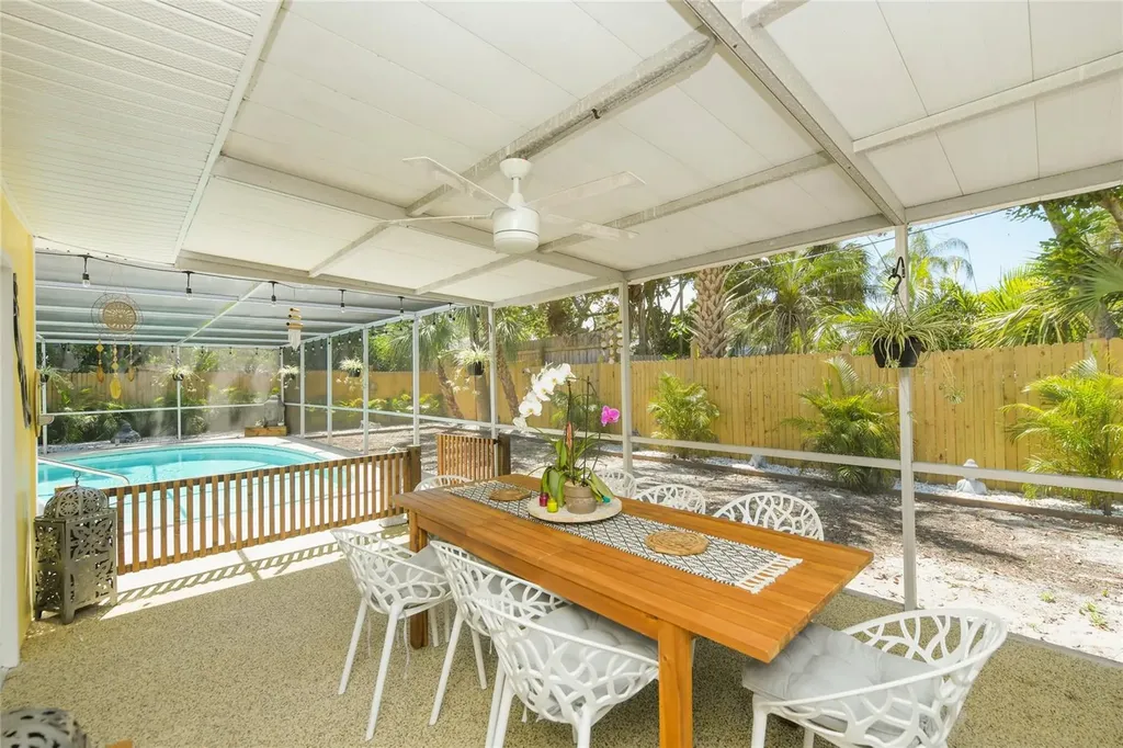 2436 Constitution Boulevard Sarasota FL 34231