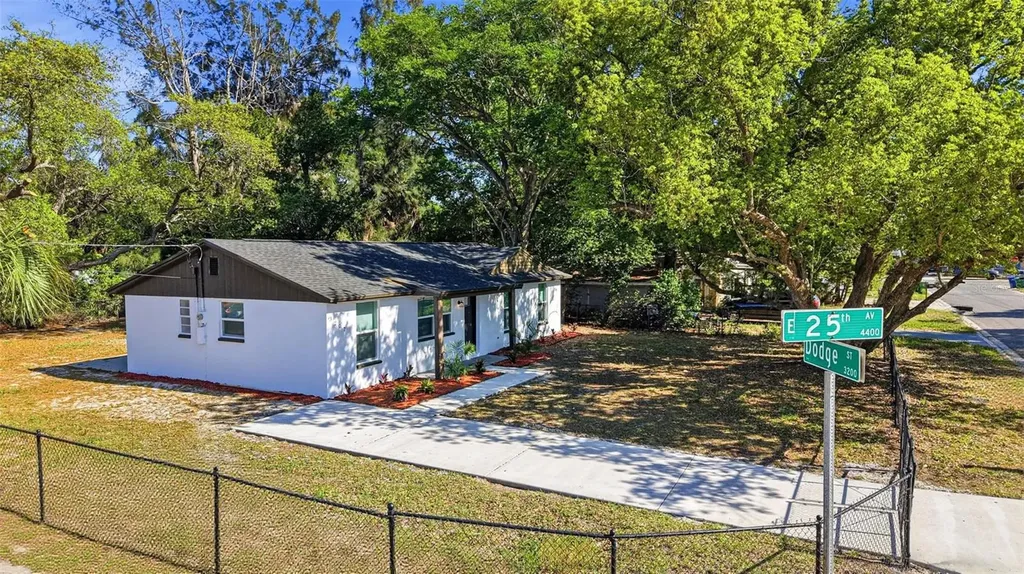 3207 Dodge Street Tampa FL 33605
