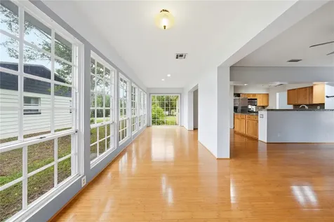 126 E Magnolia Avenue Howey In The Hills FL 34737