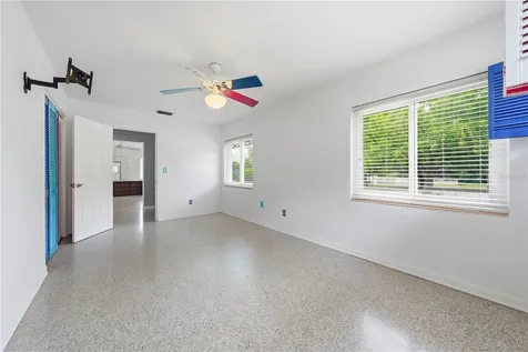 126 E Magnolia Avenue Howey In The Hills FL 34737