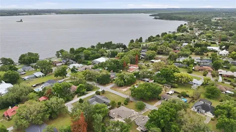 126 E Magnolia Avenue Howey In The Hills FL 34737