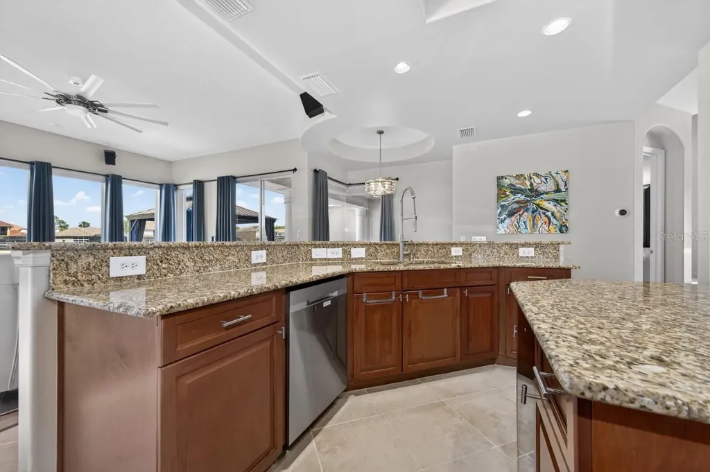 2234 Callaway Court Davenport FL 33837
