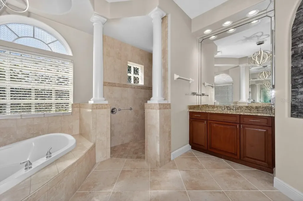 2234 Callaway Court Davenport FL 33837