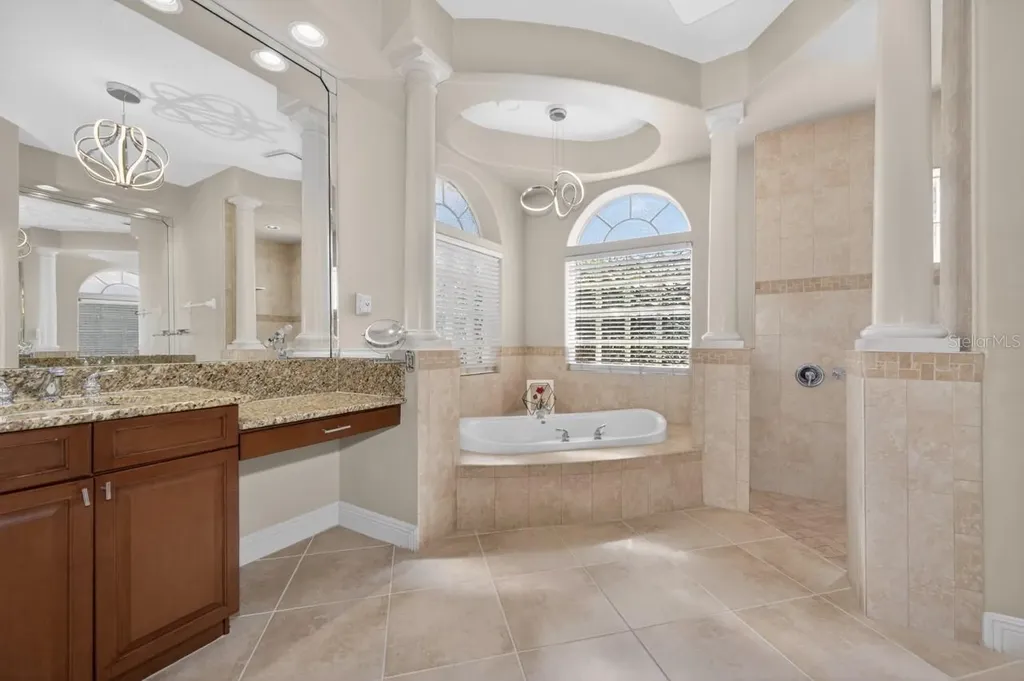2234 Callaway Court Davenport FL 33837