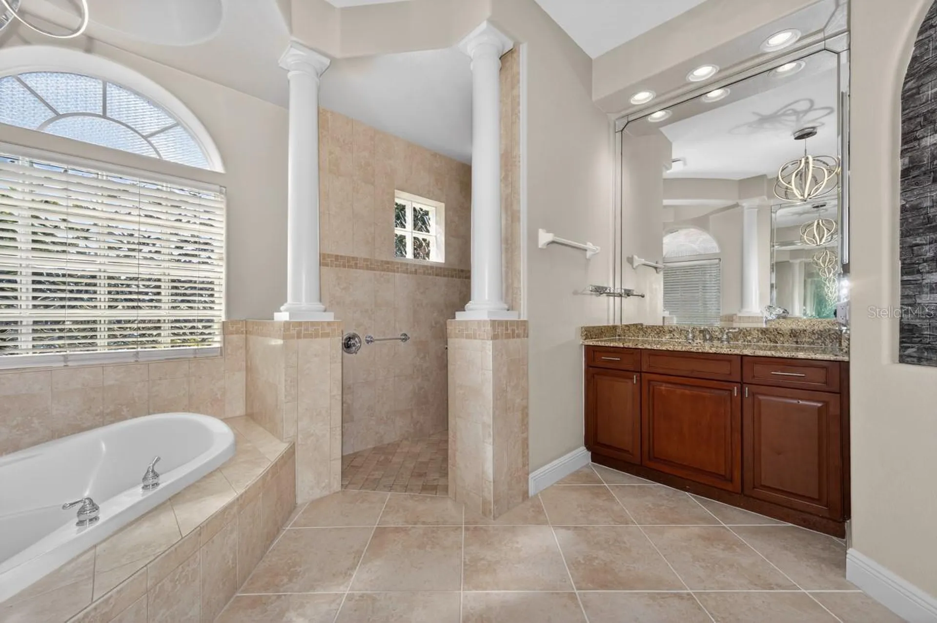 2234 Callaway Court Davenport FL 33837