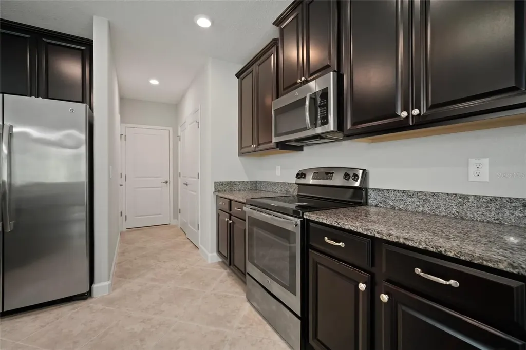 1653 Ludington Avenue Wesley Chapel FL 33543