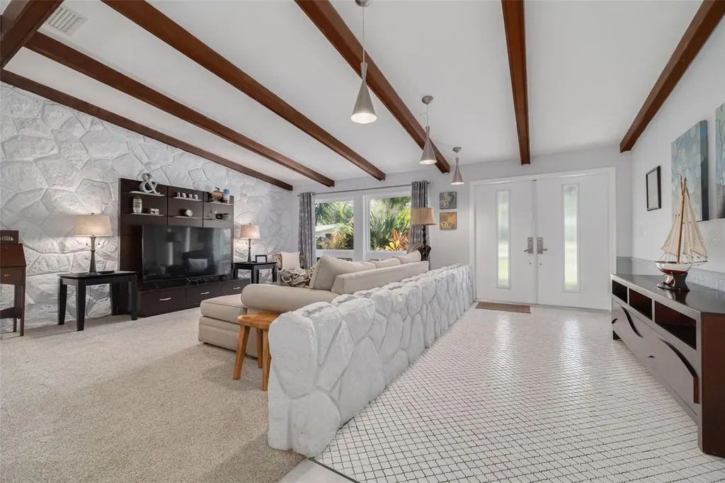 3176 San Jose Street Clearwater FL 33759