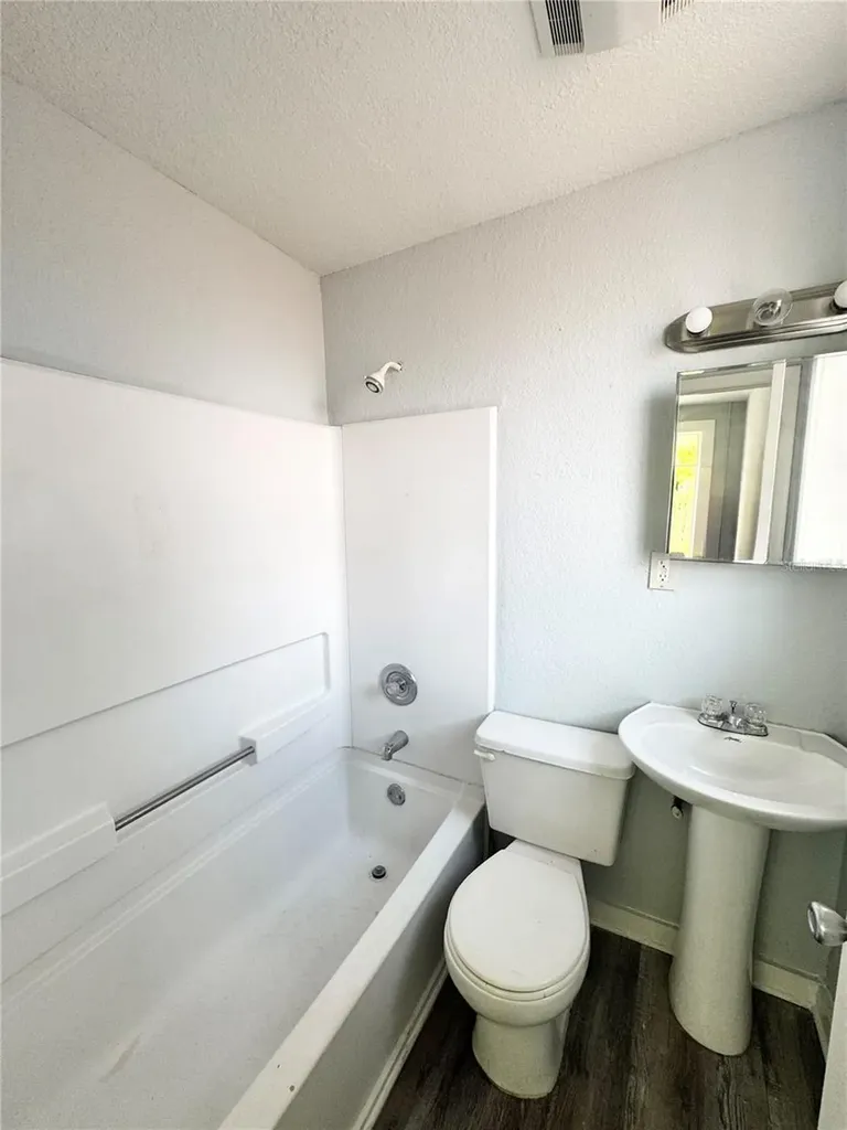 704 Cordova Drive Orlando FL 32804