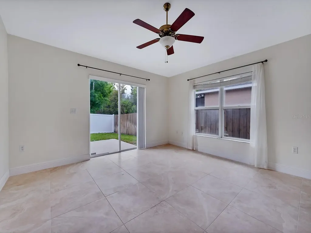 2111 Corner Point Court Orlando FL 32820