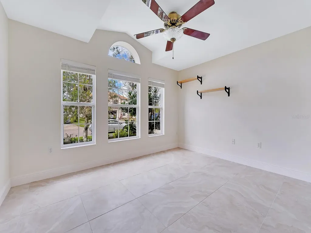 2111 Corner Point Court Orlando FL 32820
