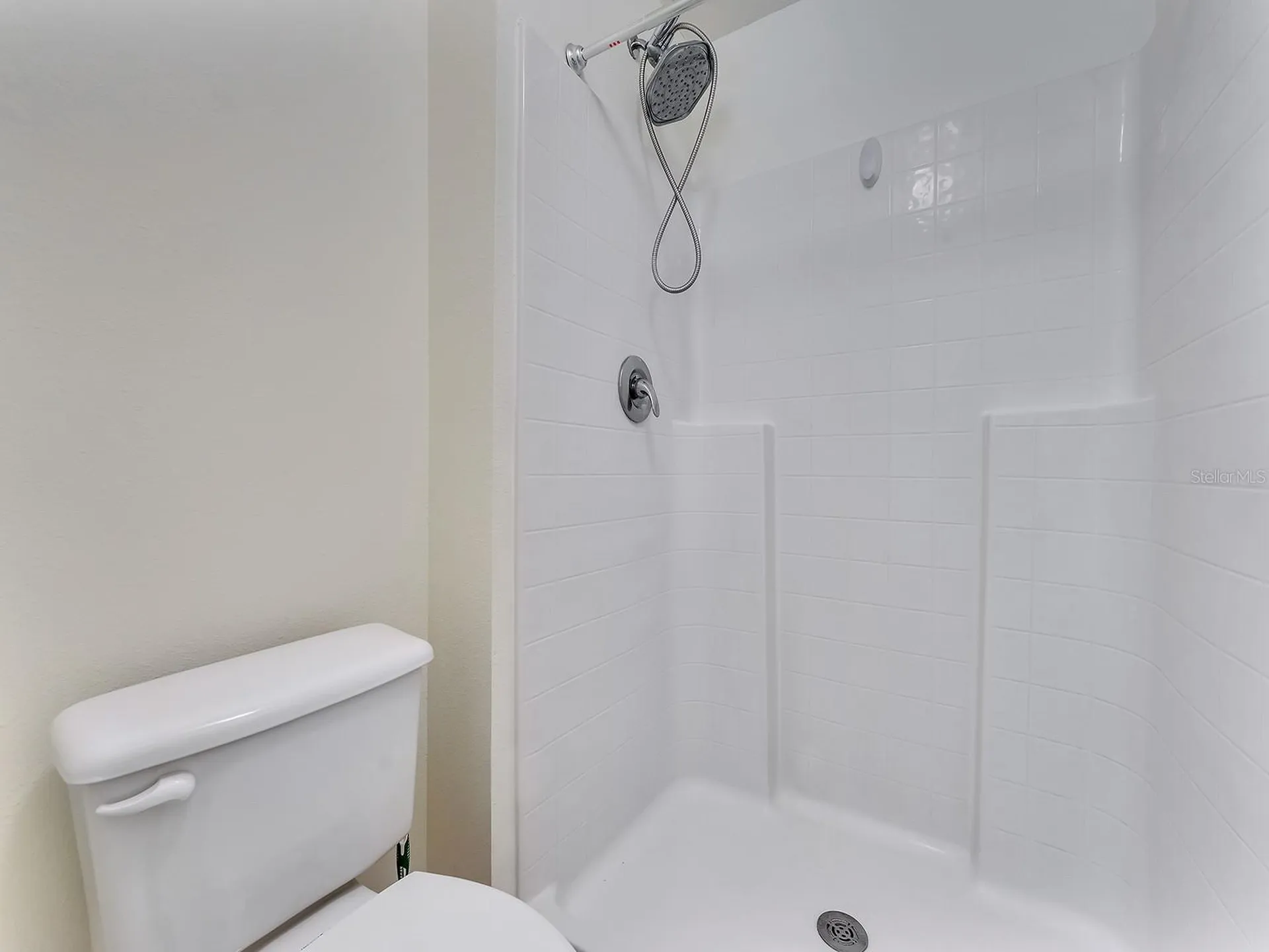 2111 Corner Point Court Orlando FL 32820