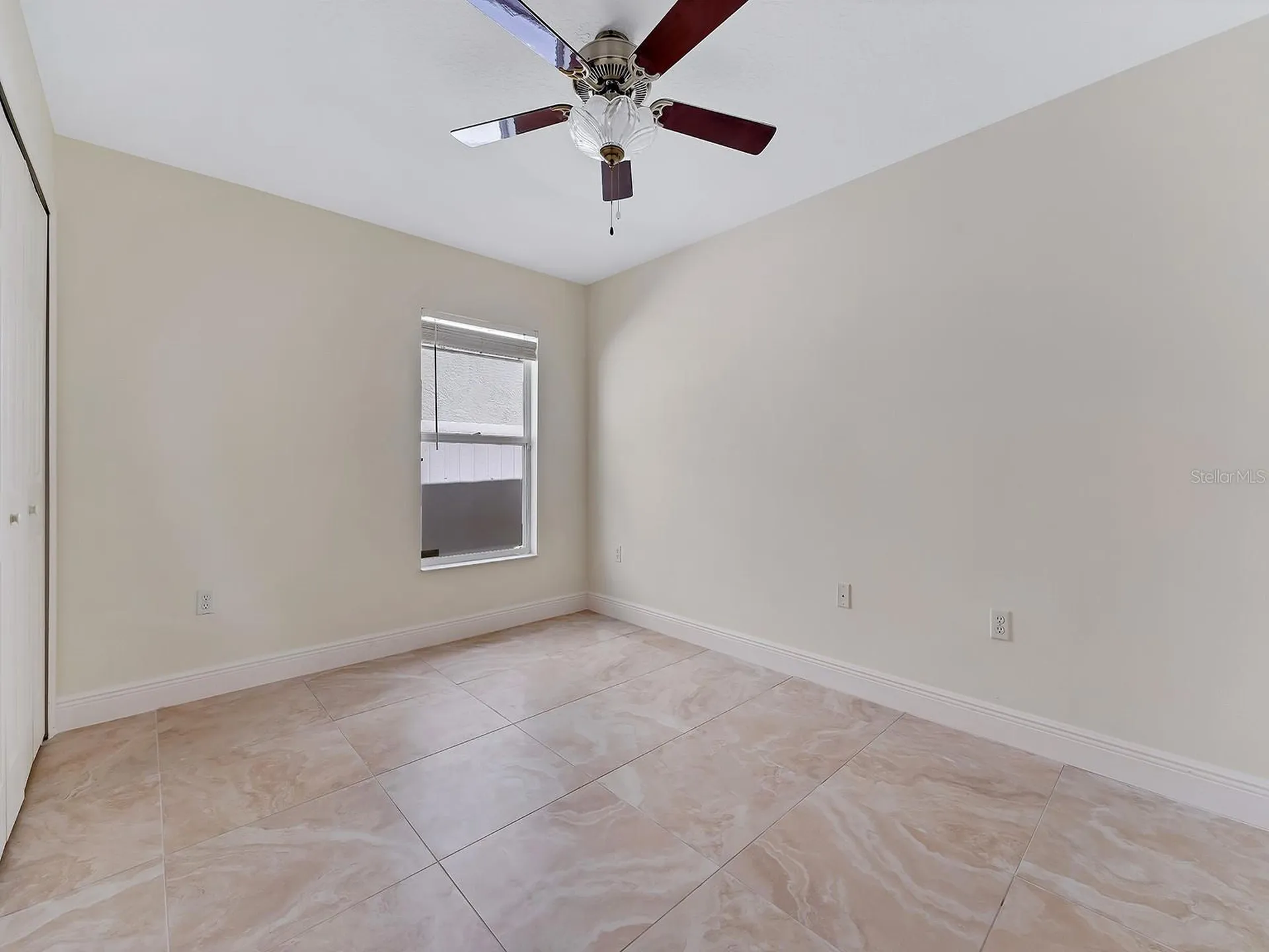 2111 Corner Point Court Orlando FL 32820