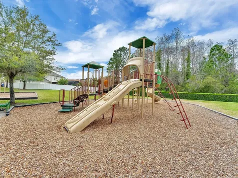 2111 Corner Point Court Orlando FL 32820