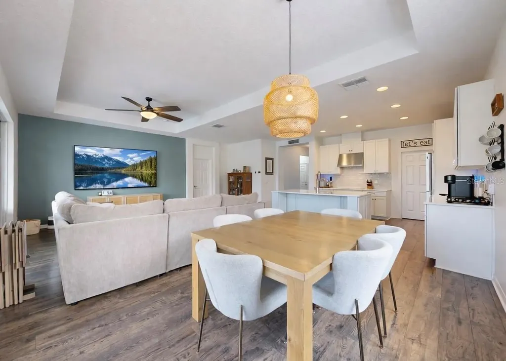 10322 Wine Press Avenue Riverview FL 33578