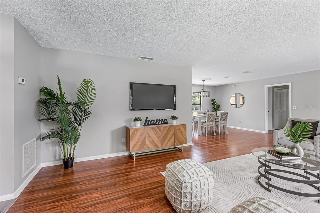 150 Lake Destiny Trail Altamonte Springs FL 32714