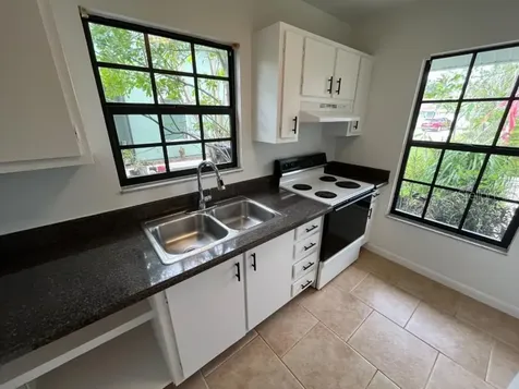 1438 SE Larkwood Circle Port St Lucie FL 34952