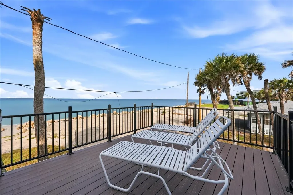 4074 N Beach Road Englewood FL 34223