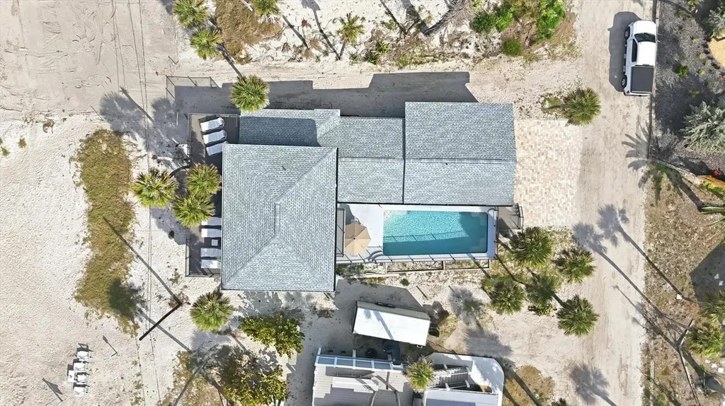 4074 N Beach Road Englewood FL 34223