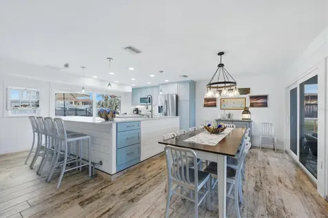 4074 N Beach Road Englewood FL 34223
