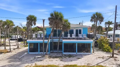 4074 N Beach Road Englewood FL 34223