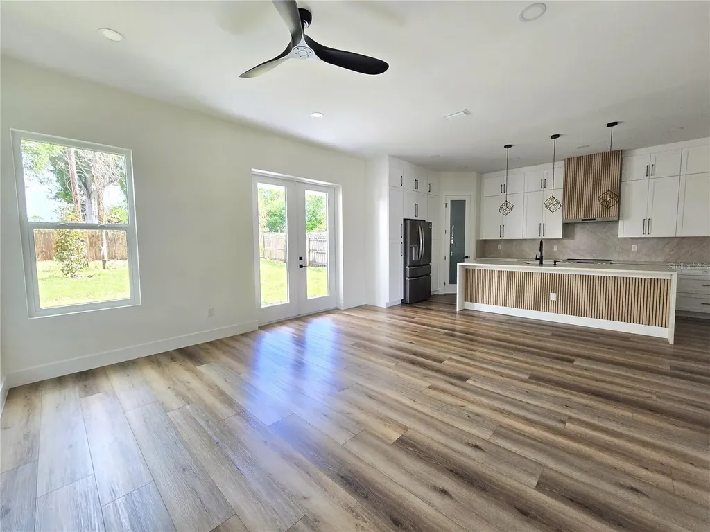 4468 57th Avenue N St Petersburg FL 33714