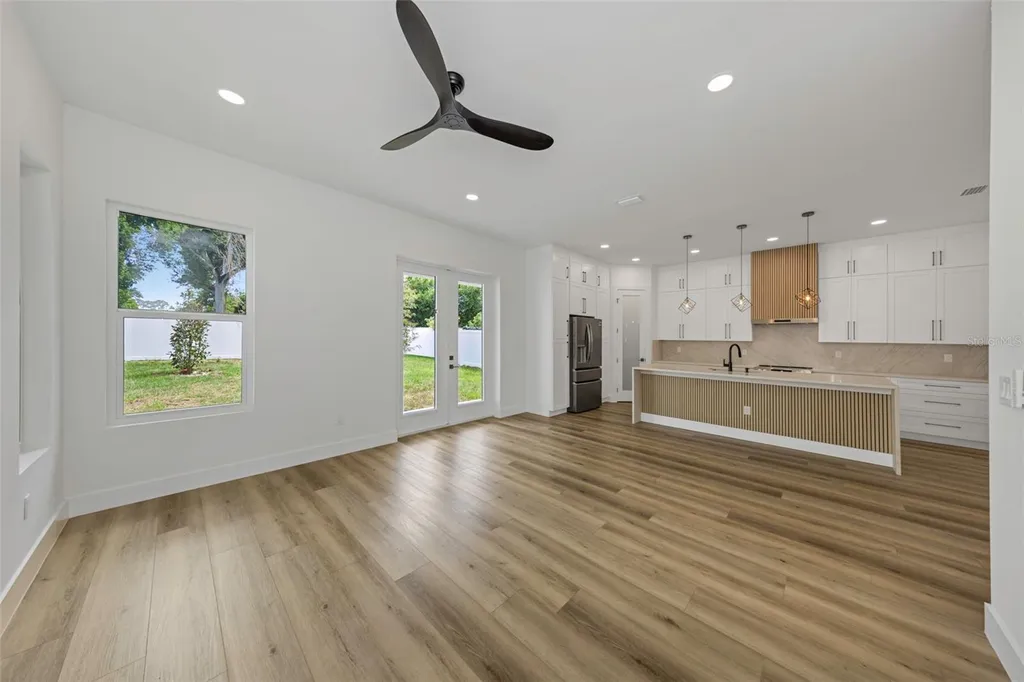 4468 57th Avenue N St Petersburg FL 33714