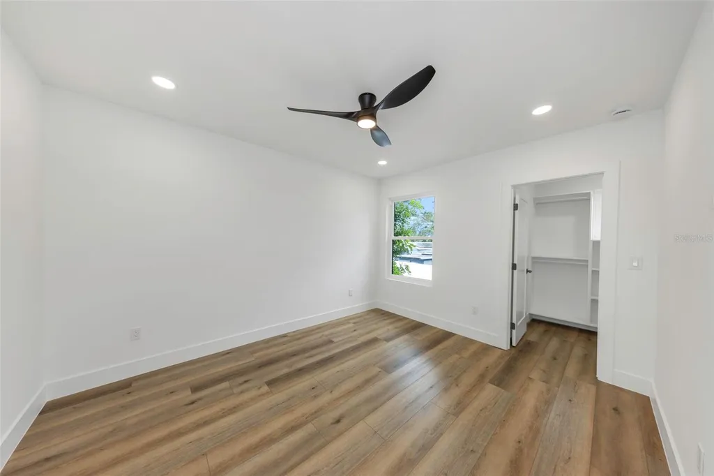 4468 57th Avenue N St Petersburg FL 33714