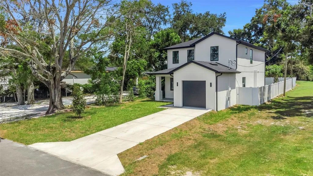 4468 57th Avenue N St Petersburg FL 33714