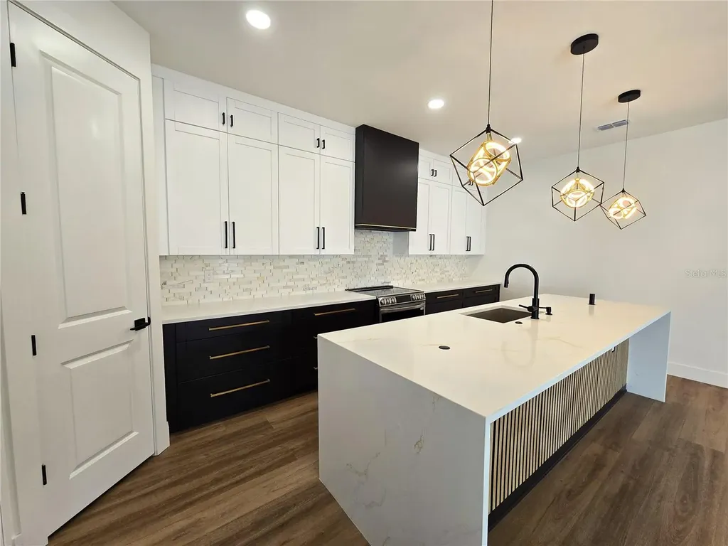 4468 57th Avenue N St Petersburg FL 33714