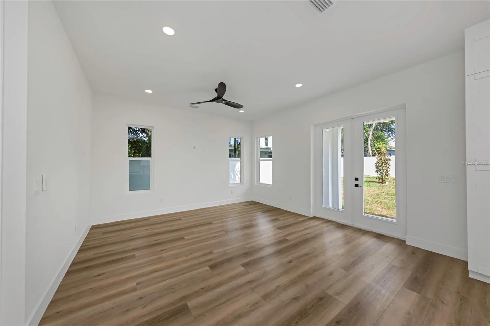 4468 57th Avenue N St Petersburg FL 33714