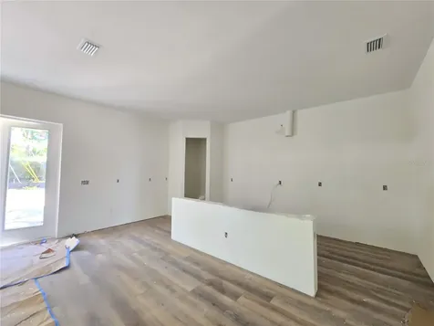 4468 57th Avenue N St Petersburg FL 33714