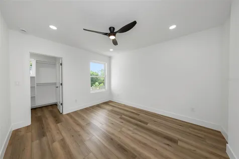 4468 57th Avenue N St Petersburg FL 33714