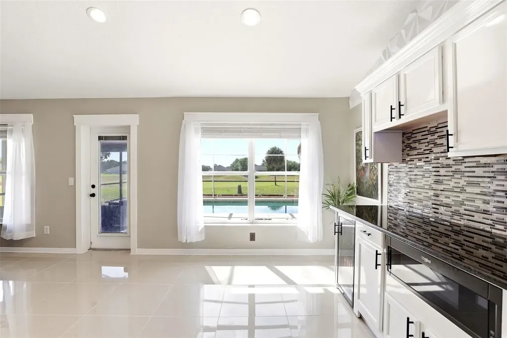 36725 Oconee Avenue Eustis FL 32736