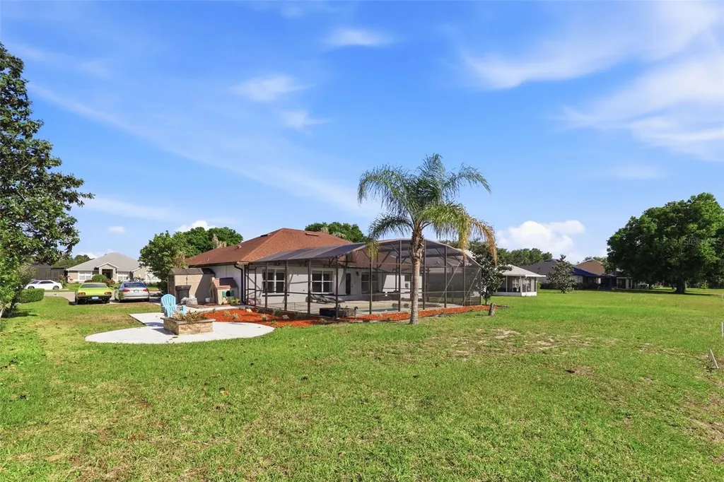 36725 Oconee Avenue Eustis FL 32736