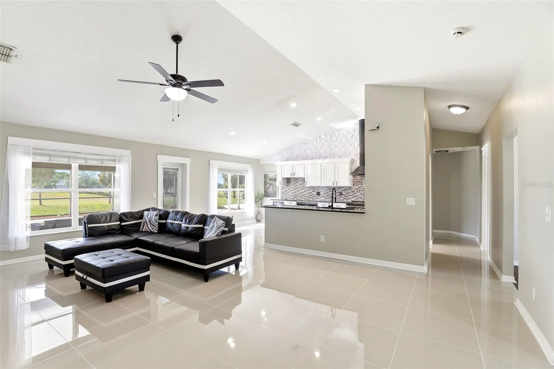 36725 Oconee Avenue Eustis FL 32736