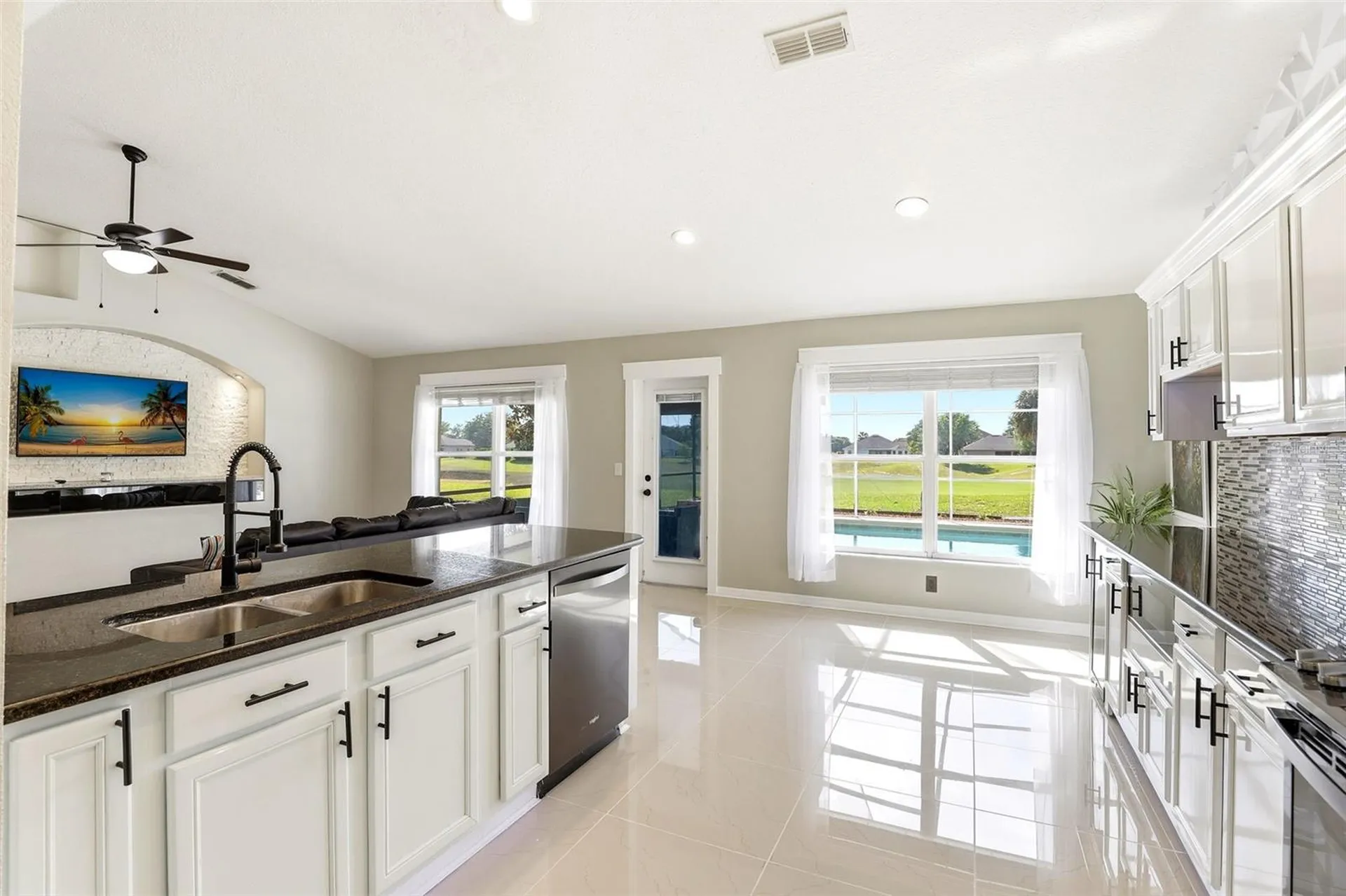 36725 Oconee Avenue Eustis FL 32736