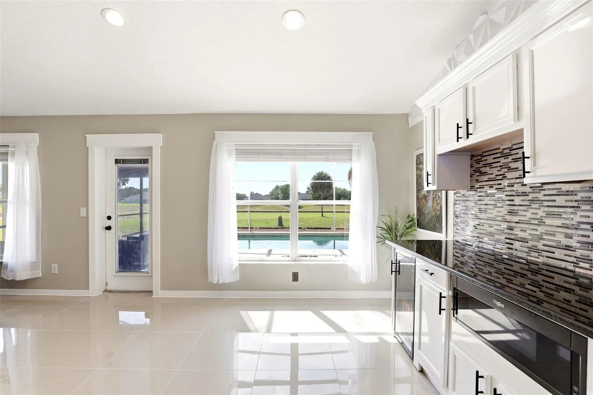 36725 Oconee Avenue Eustis FL 32736