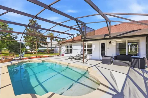 36725 Oconee Avenue Eustis FL 32736