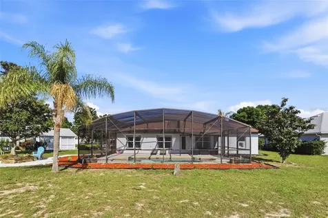 36725 Oconee Avenue Eustis FL 32736