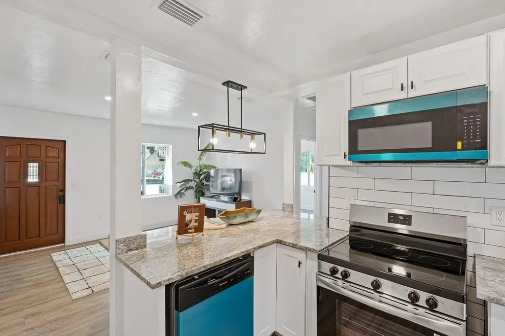 4635 22nd Avenue N St Petersburg FL 33713