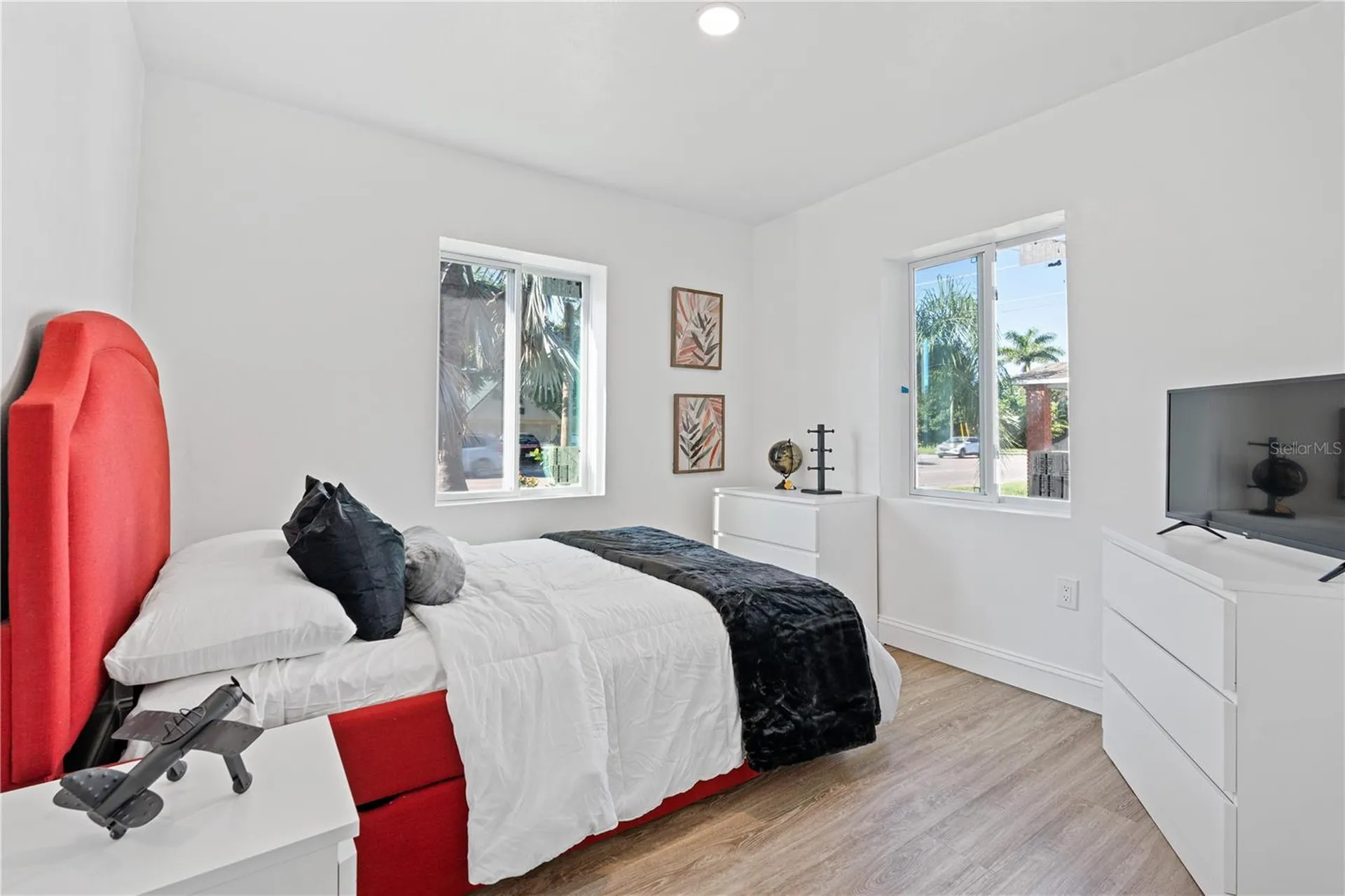 4635 22nd Avenue N St Petersburg FL 33713