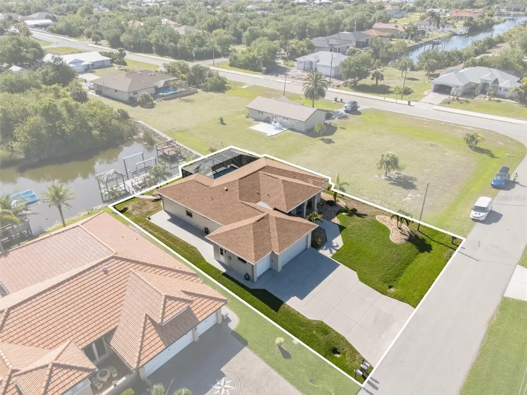 9452 Nastrand Circle Port Charlotte FL 33981