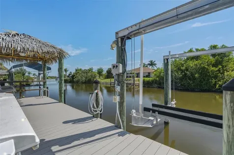 9452 Nastrand Circle Port Charlotte FL 33981