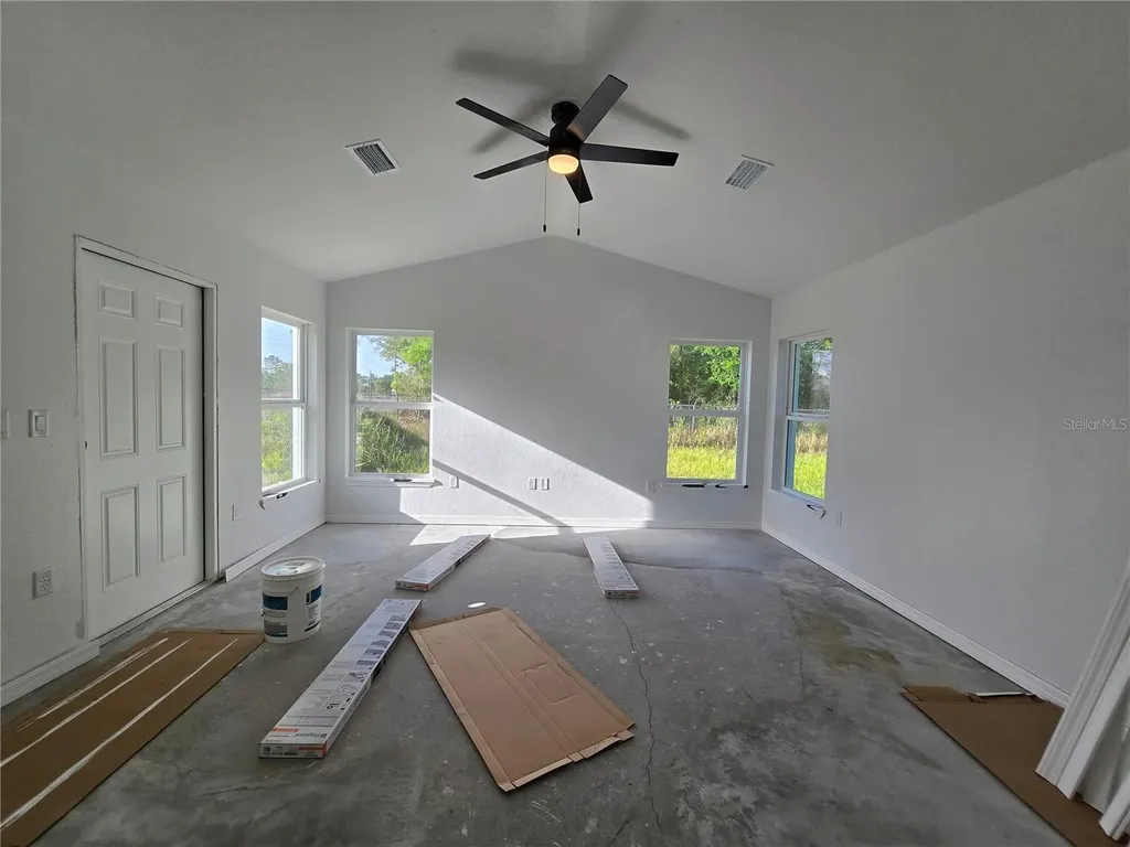 18 Hemlock Radial Trail Ocala FL 34472