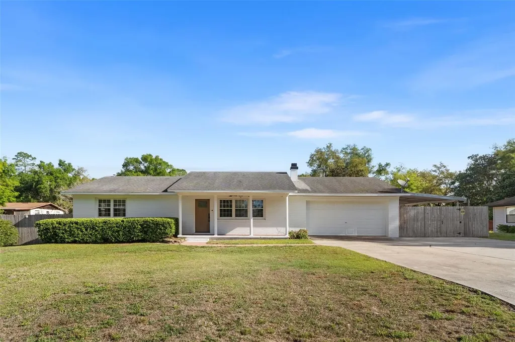 25618 SW 19th Avenue Newberry FL 32669