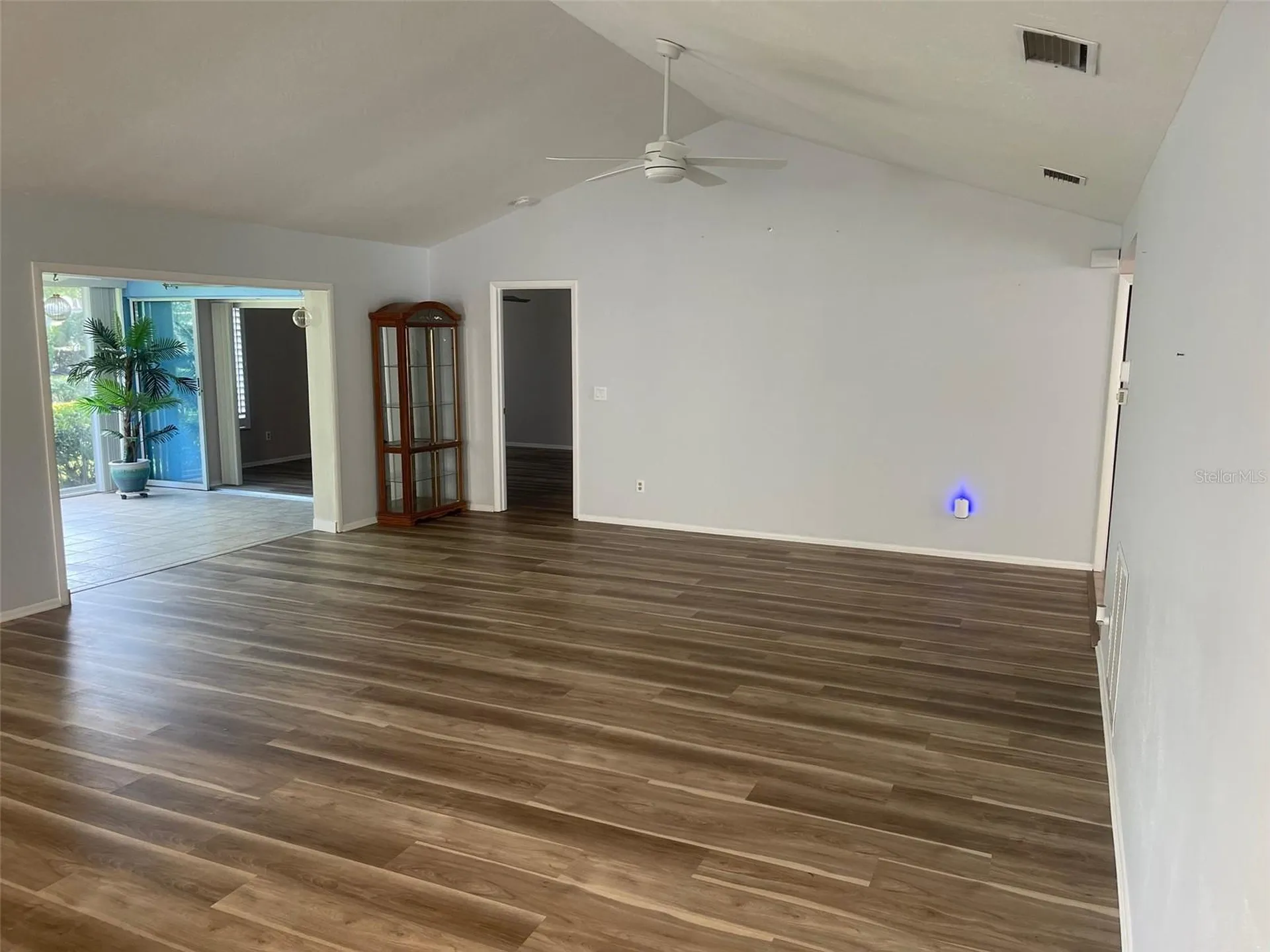 7287 Eleanor Circle Sarasota FL 34243