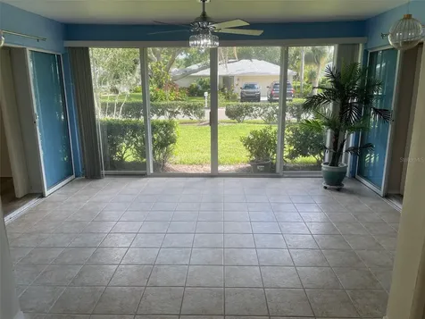 7287 Eleanor Circle Sarasota FL 34243