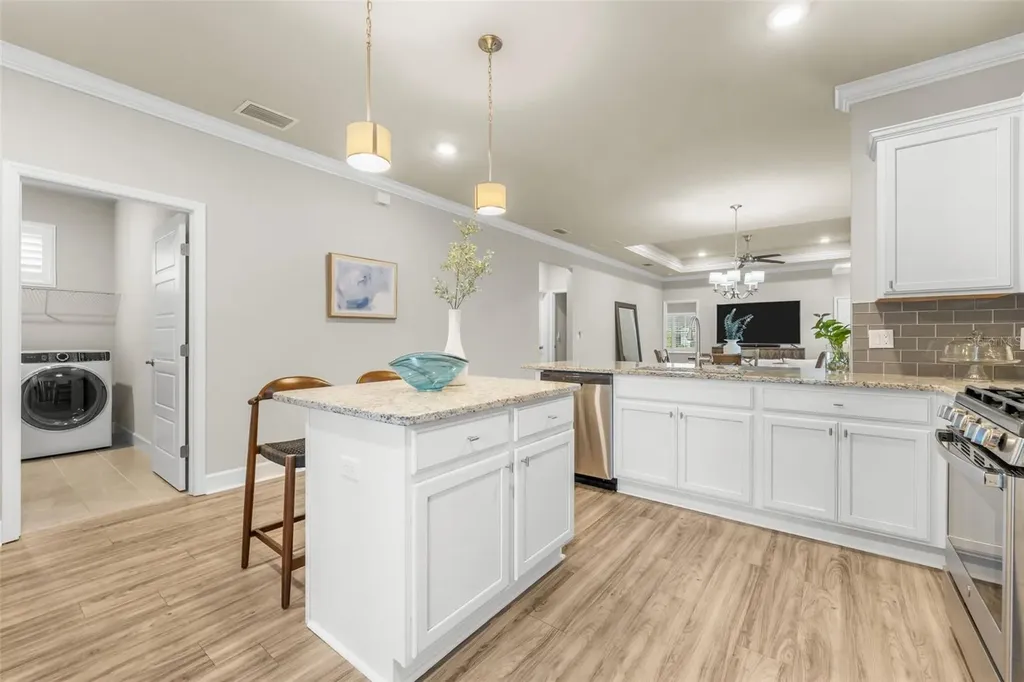 9437 SW 67th Lane Gainesville FL 32608